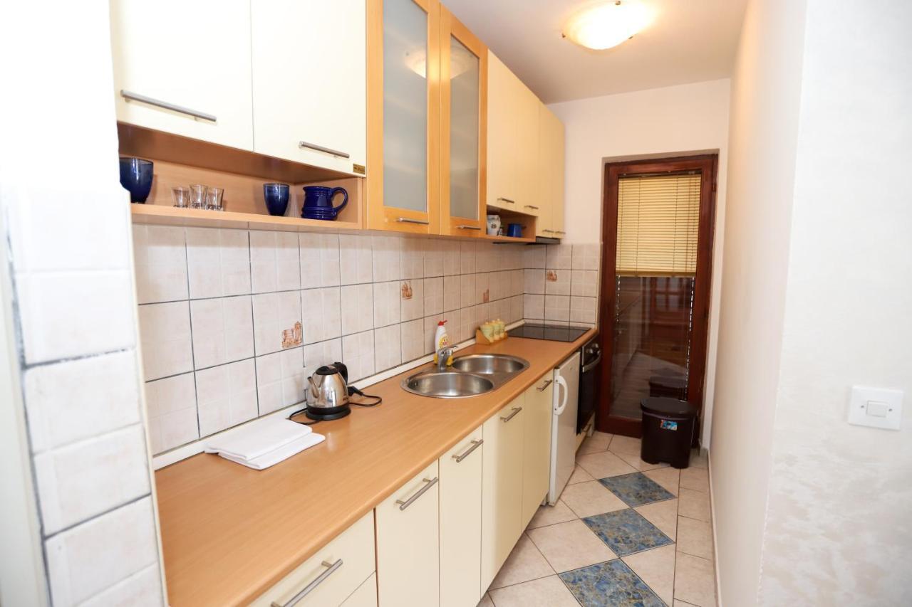 Apartments Cebra 헤르섹 외부 사진